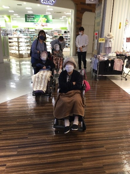お出掛け