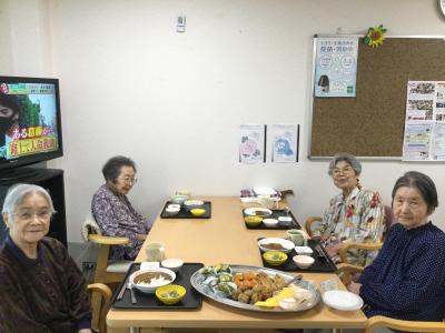 【華麗な】カレートッピングバイキング☆