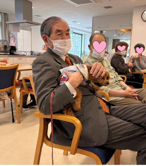 ドッグセラピー①2.jpg
