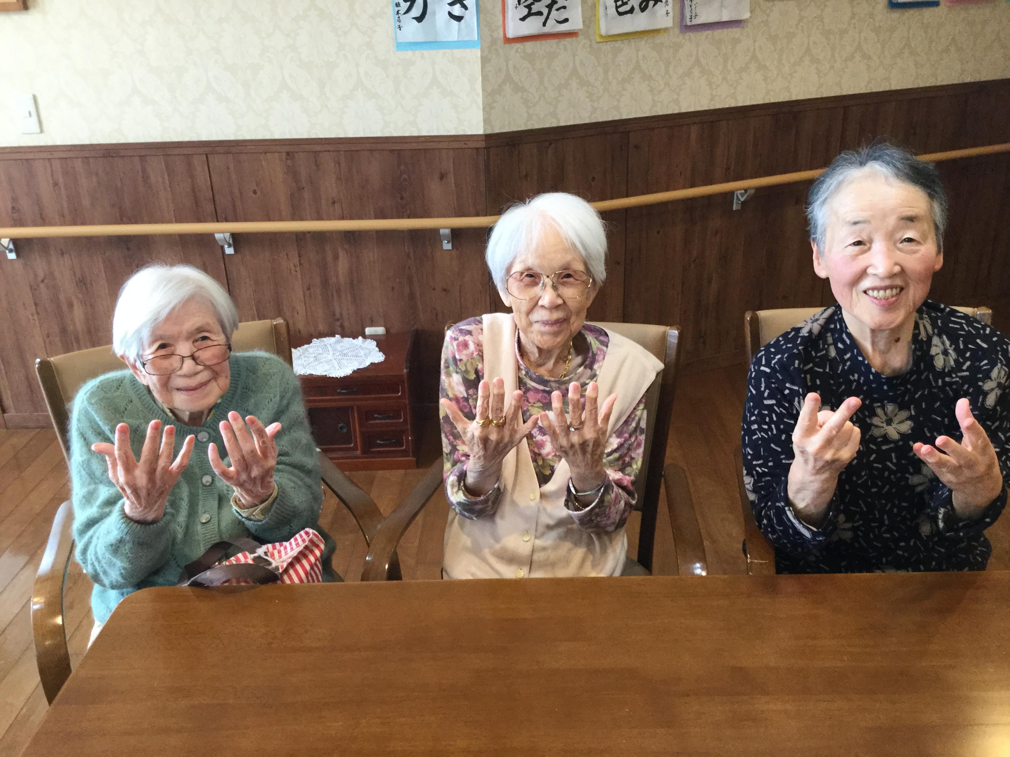 ケアハウス　祝開店！！ネイルサロン